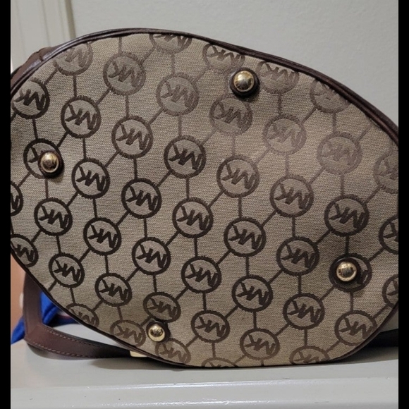 Michael Kors Bucket bag - Picture 2 of 4